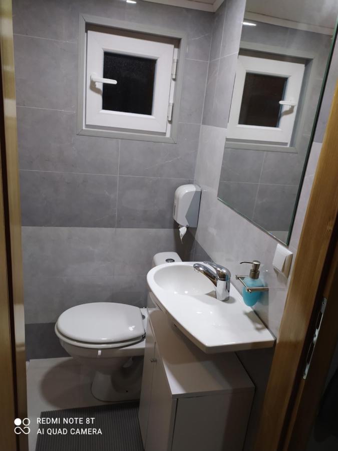 Lenilenii Bungalows Jajce Buitenkant foto